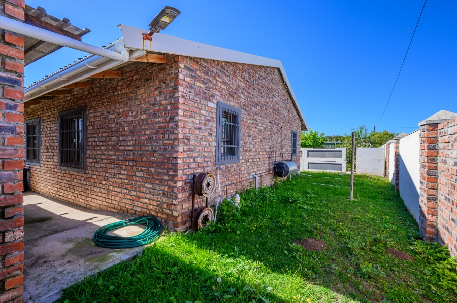 4 Bedroom Property for Sale in Cannonville Eastern Cape